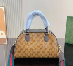 Co-branded handbag (001)